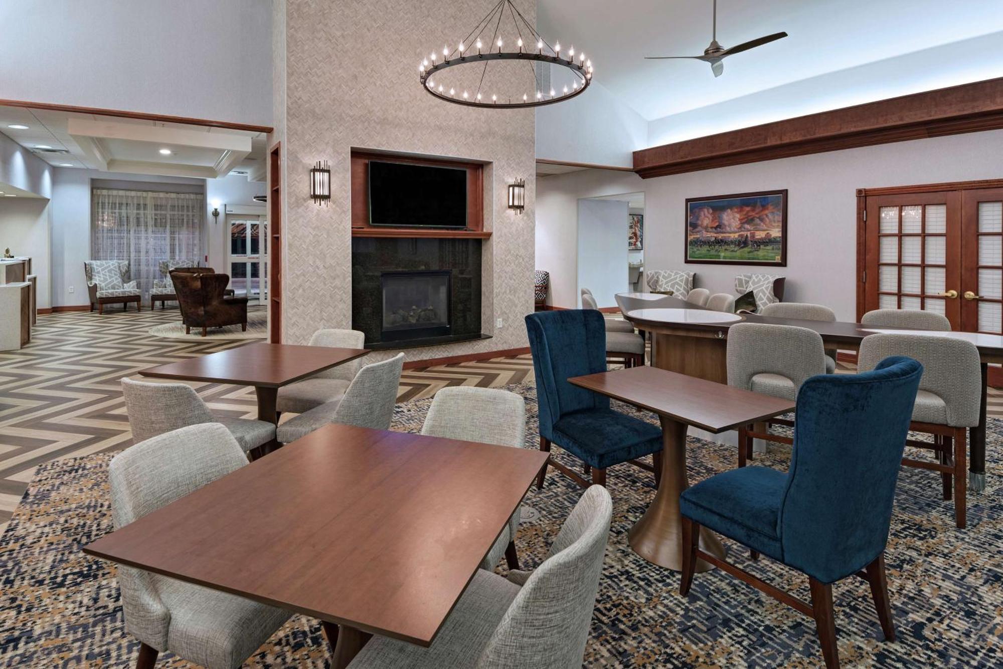 Homewood Suites By Hilton College Station Extérieur photo